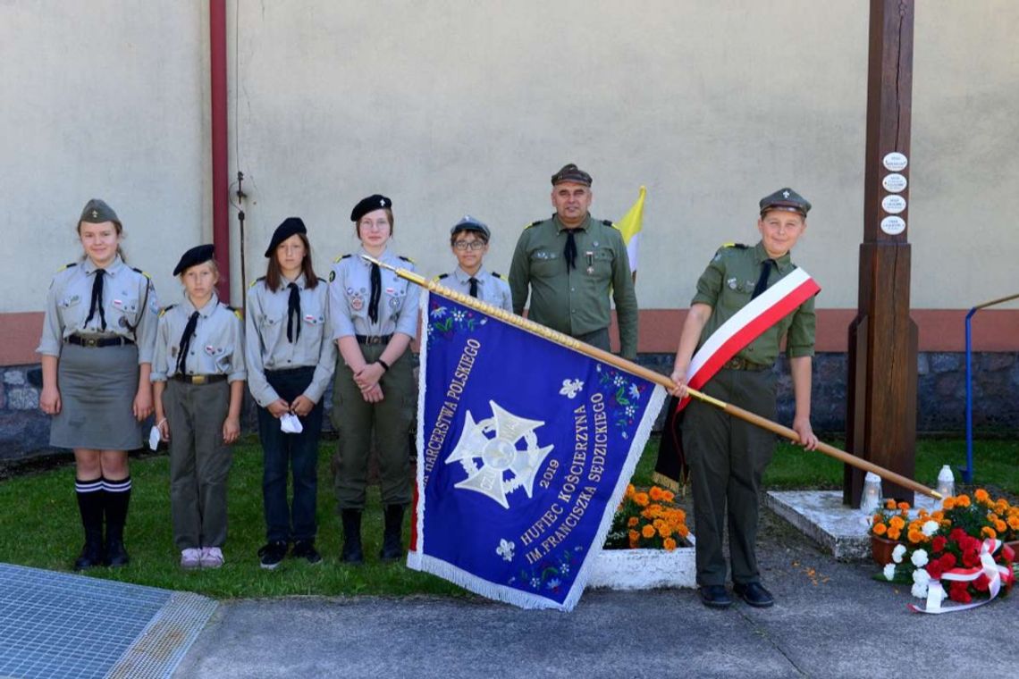 Mieszkańcy Łubiany uczcili 100 rocznicę "Cudu nad Wisłą" Mieszkańcy Łubiany uczcili 100 rocznicę "Cudu nad Wisłą"