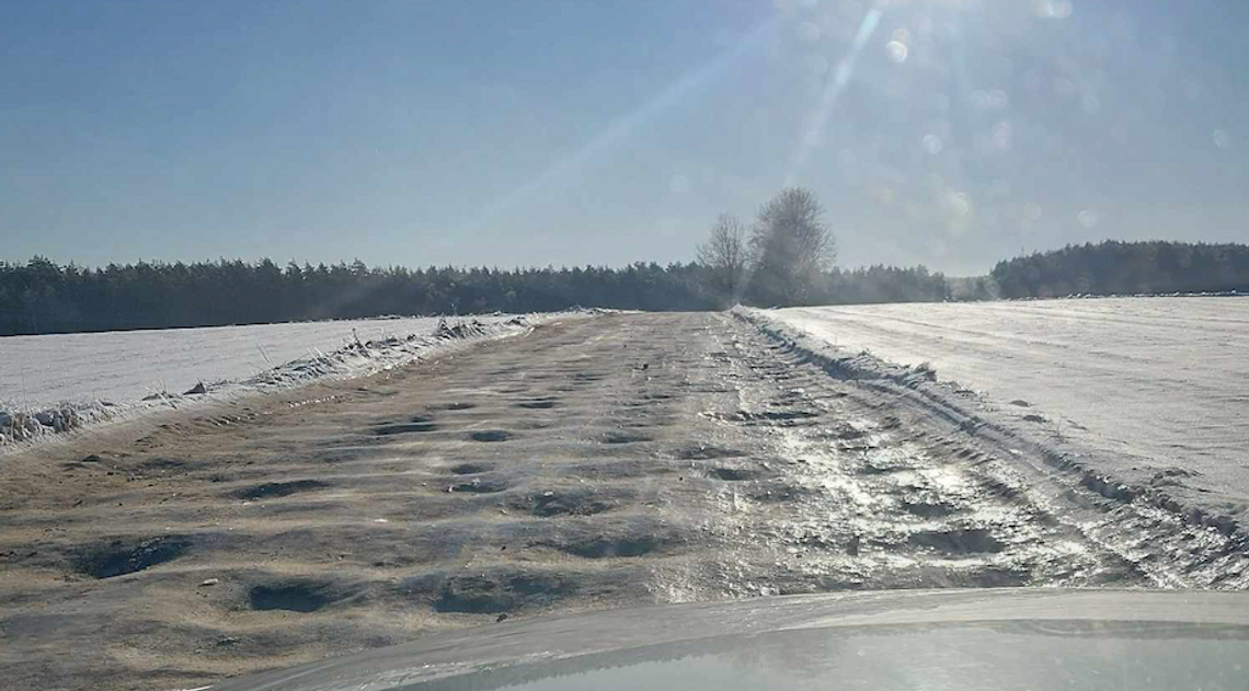 Mieszkańcy skarżą się na zimowe utrzymanie dróg w Gminie Kościerzyna