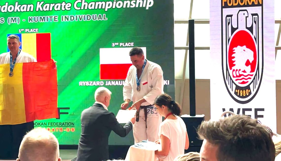 Mieszkaniec powiatu kościerskiego dwukrotnie na podium Mistrzostw Europy w Karate