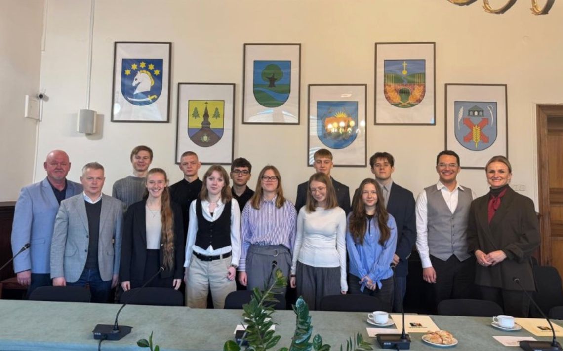 Młodzi radni już po pierwszej sesji! Znamy nowe władze