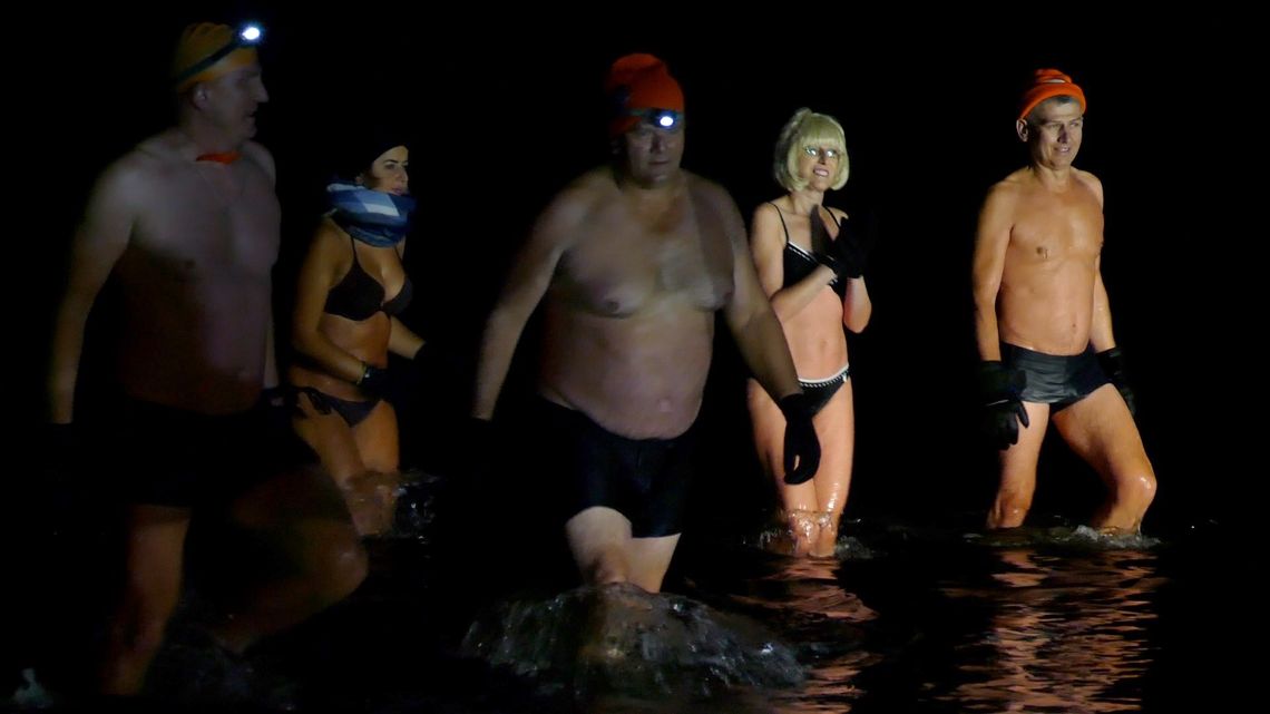 Morsy rozpoczęły sezon kąpielowy. Morsy rozpoczęły sezon kąpielowy.