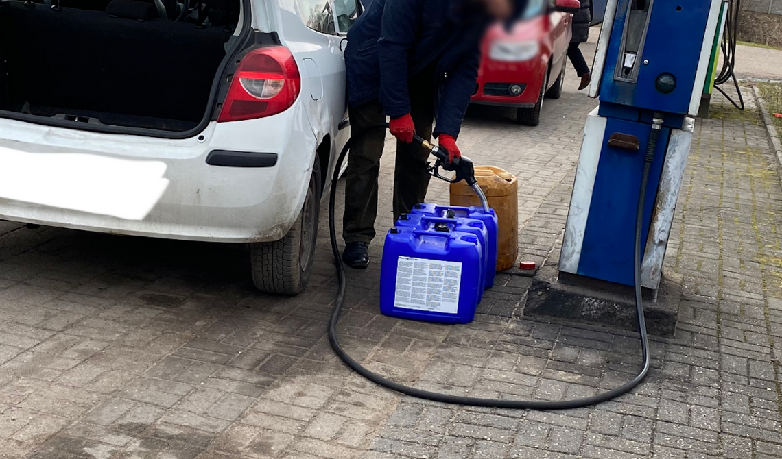 Panika na stacjach benzynowych