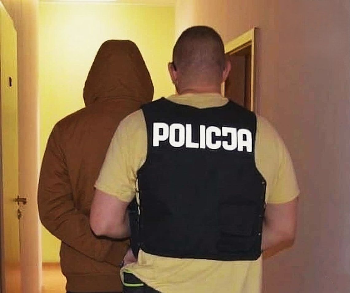 Pijany kierowca Mercedesa traci samochód. Błyskawiczny wyrok sądu w Kościerzynie