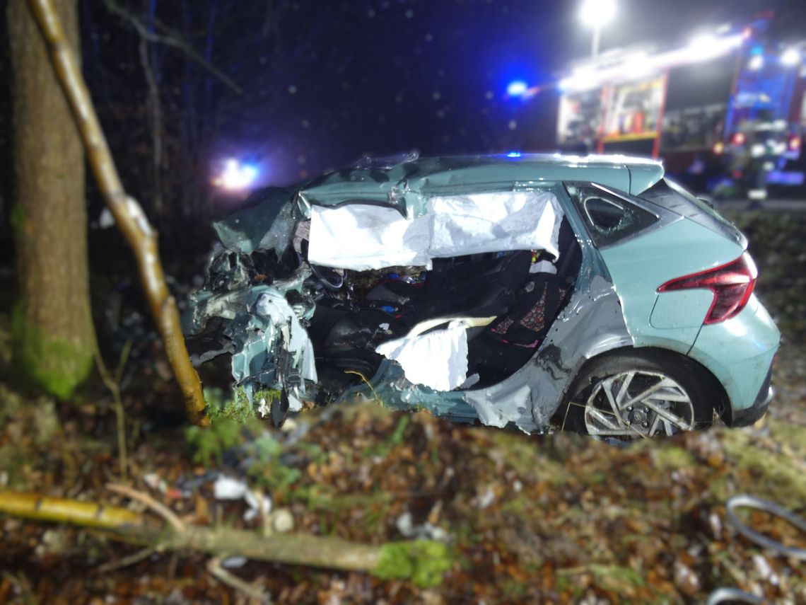 Pijany osiemnastolatek spowodował wypadek na DK 20