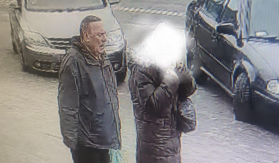 Policja poszukuje oszusta z Kościerzyny. Wyłudził pieniądze od 84-latki!