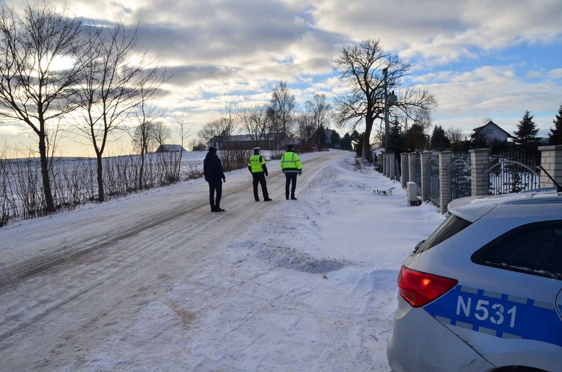 Policjanci kontrolowali miejsce wypadku