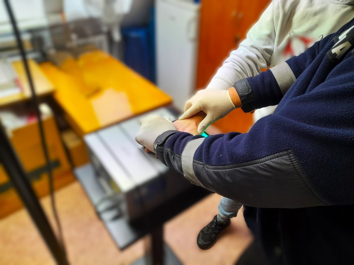 Ponad 21 tys. porcji amfetaminy w mieszkaniu 22-latka z Kościerzyny