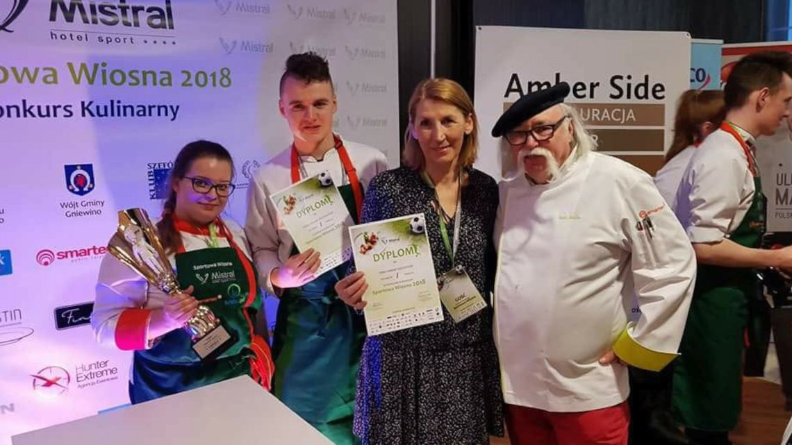 Uczniowie "Ekonomika" gotują najlepiej w Polsce! Wygrali prestiżowy konkurs Uczniowie "Ekonomika" gotują najlepiej w Polsce! Wygrali prestiżowy konkurs