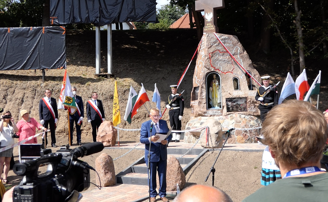 W Kościerzynie odsłonięto pomnik Bitwy Warszawskiej W Kościerzynie odsłonięto pomnik Bitwy Warszawskiej