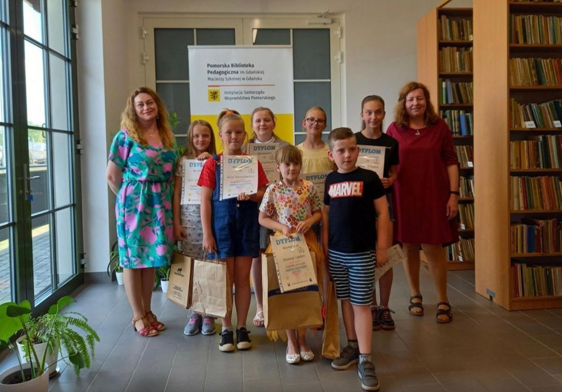 Znamy nagrodzonych w konkursie "Zakładka  do książki"